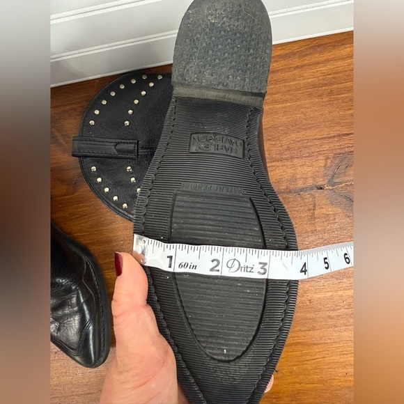 Harley Davidson women’s black leather silver studded cowboy boots. Size 8M - Picture 15 of 16